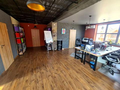 коммерческая по адресу Кульпарковская ул., 240