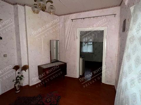 будинок за адресою Центральна, 1