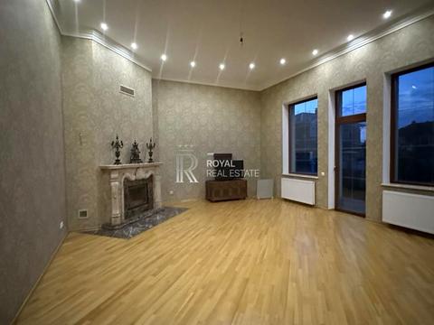 будинок за адресою Київська вул., 65