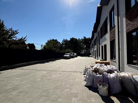 будинок за адресою Сім'ї Шкарівських вул., 9