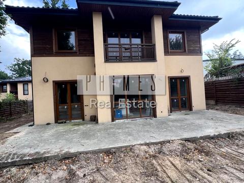 дом по адресу 2-я Линия ул.