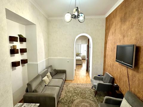 квартира за адресою Святослава Караванського вул. (Жуковського), 7