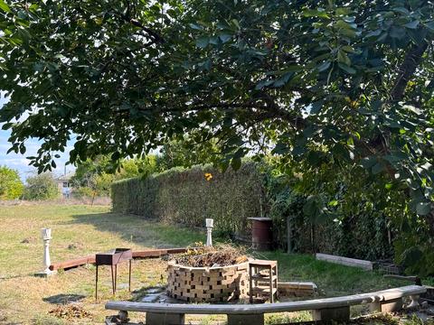 дом по адресу Центральна