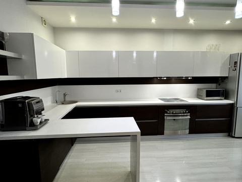 квартира по адресу Андрея Верхогляда ул. (Михайла Драгомирова), 4