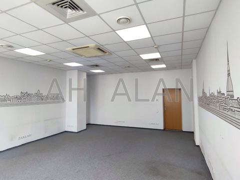 коммерческая по адресу Васильковская ул., 14