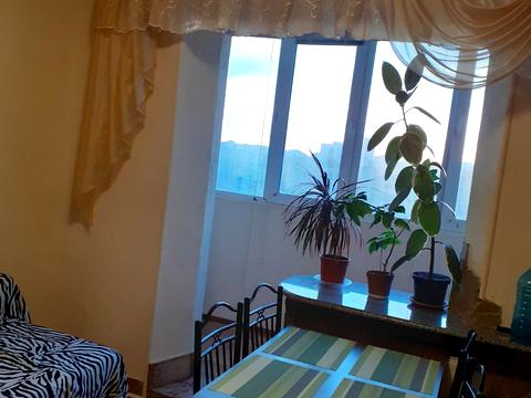 квартира за адресою Ревуцького вул., 42-Б