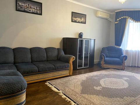 квартира за адресою Академіка Єфремова вул. (Командарма Уборевича), 19-А