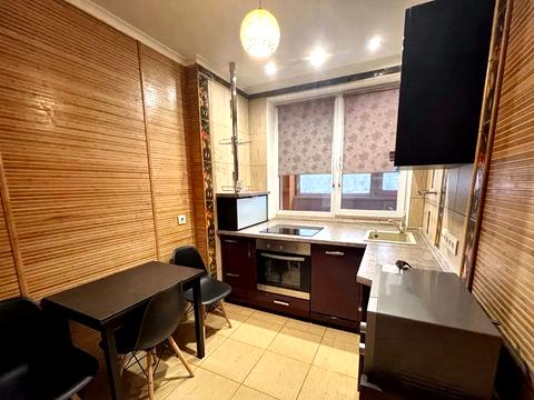 квартира по адресу Натальи Ужвий ул., 12