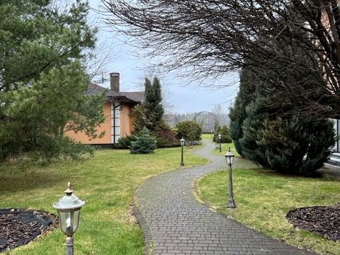 будинок за адресою Валова вул.