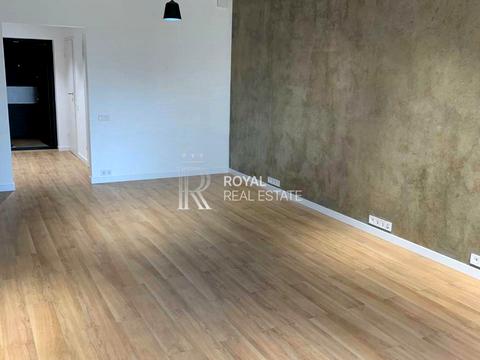 комерційна за адресою Михайла Максимовича вул. (Онуфрія Трутенка), 24-В