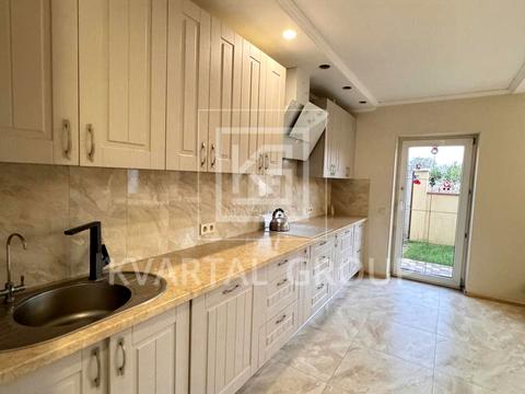 будинок за адресою Янтарна вул., 1