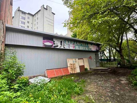 комерційна за адресою Гарбарська вул., 2