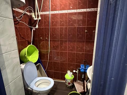 комерційна за адресою Чорних Запорожців вул. (Горького), 3А