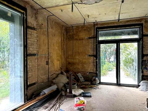 комерційна за адресою Олександра Копиленка вул., 3