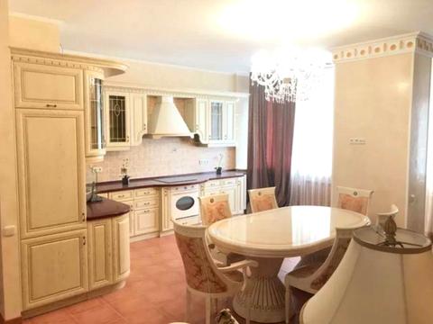 квартира за адресою Євгена Коновальця вул. (Щорса), 32-Г