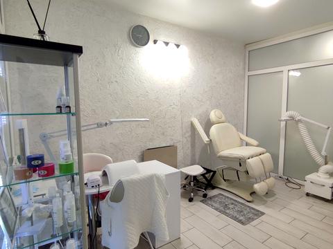 комерційна за адресою вул. Дворецька, 46