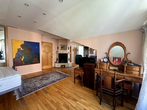 квартира по адресу Шота Руставели ул., 4