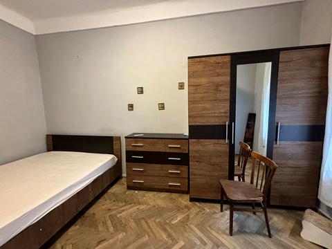 квартира за адресою Якова Остряниці вул., 10