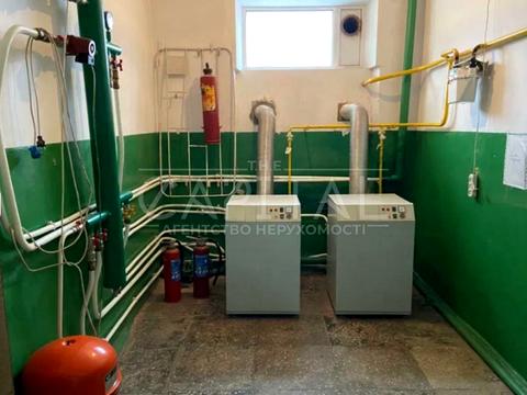 комерційна за адресою Нова вул., 1