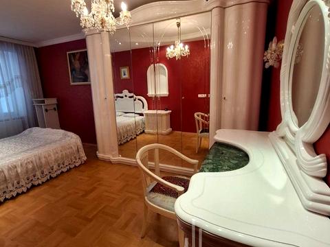 квартира по адресу Леси Украинки бульв., 21