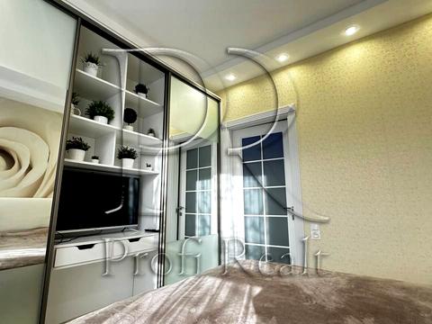 квартира по адресу Героев Небесной Сотни просп., 18/1