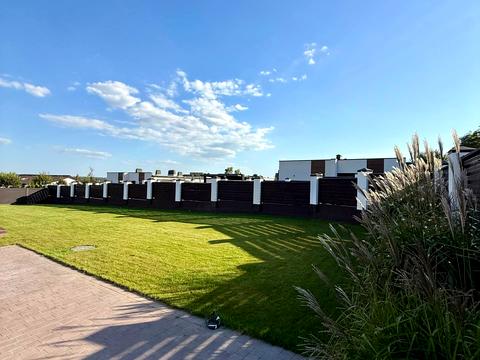 будинок за адресою Дачна