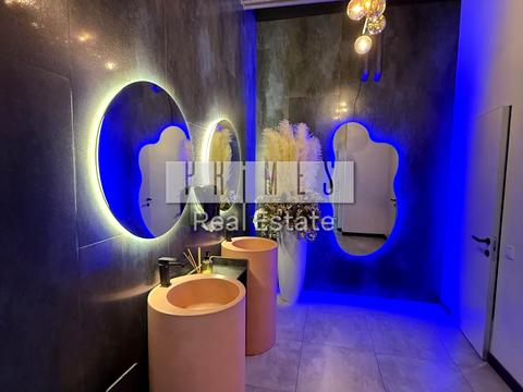 коммерческая по адресу Андрея Верхогляда ул. (Михайла Драгомирова), 17-Б