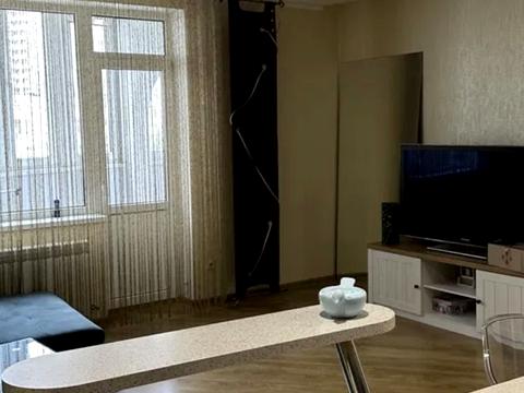 квартира за адресою Київ, Дніпровська набережна вул., 19-А