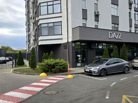 комерційна за адресою Райдужна вул., 58