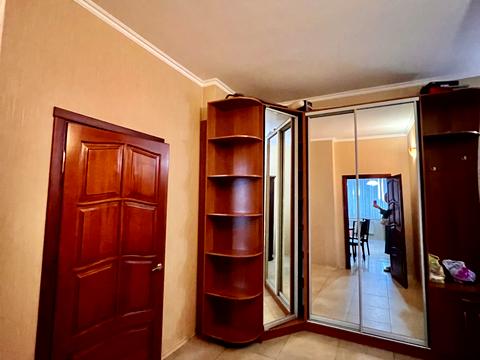 квартира за адресою Середньофонтанська вул., 19в