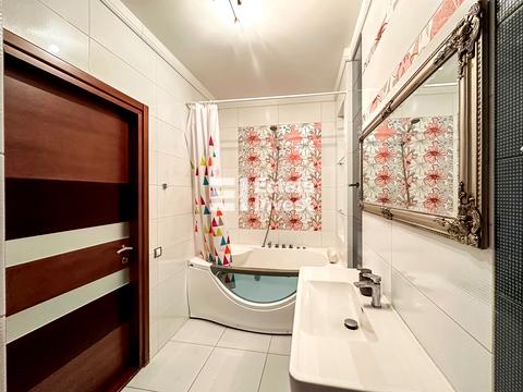 квартира за адресою Отакара Яроша вул., 24