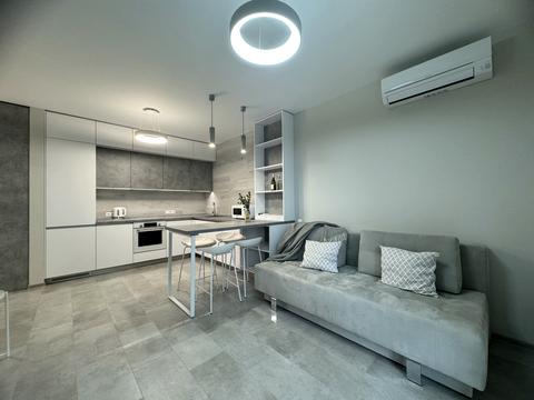 квартира за адресою Джона Маккейна вул. (Івана Кудрі), 1