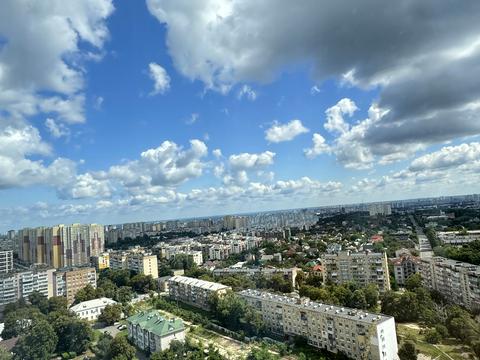 квартира за адресою Віктора Некрасова вул. (Північно-Сирецька), 12-А