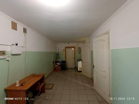 комерційна за адресою Василя Стуса вул., 21