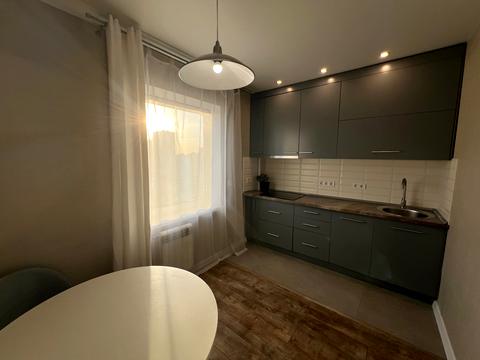 квартира за адресою Тростянецька вул., 7-В