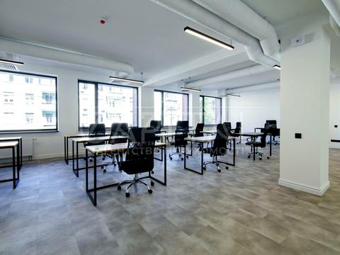 комерційна за адресою Саксаганського вул., 53/80