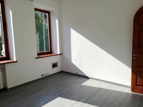 коммерческая по адресу Паторжинского ул., 4