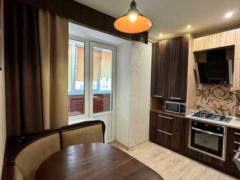 квартира за адресою Університетська вул., 2/1