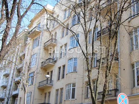 комерційна за адресою Костельна вул., 8