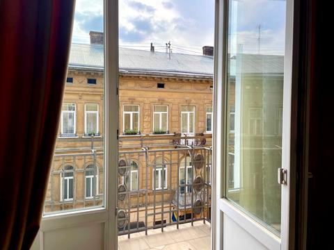 квартира по адресу Пекарская ул., 1