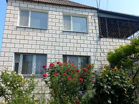 будинок за адресою Центральна