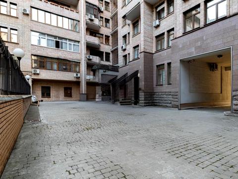 коммерческая по адресу Павловская ул., 18