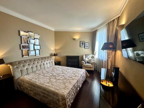 квартира по адресу Крымская ул., 28