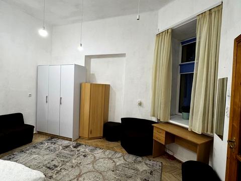 квартира за адресою Якова Головацького вул., 8