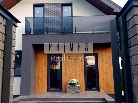 дом по адресу Паркова вул.