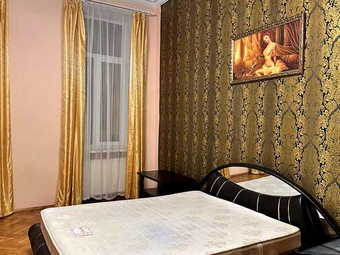 квартира по адресу Костомарова ул., 18
