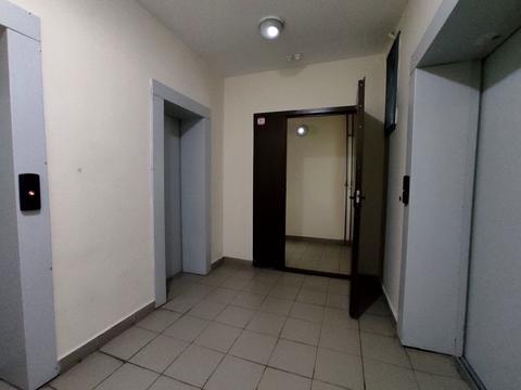 квартира за адресою Авіаконструктора Ігоря Сікорського вул. (Танкова), 1