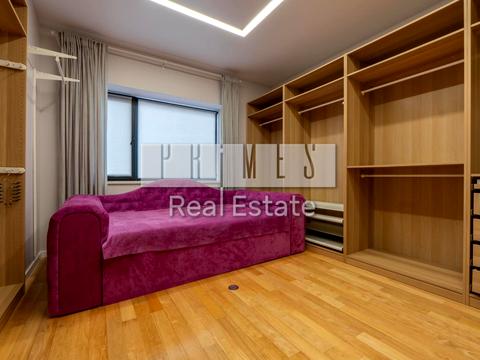 будинок за адресою Молодіжна вул.