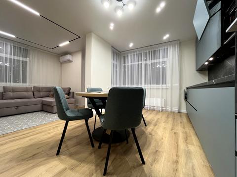 квартира за адресою Олександра Олеся вул., 7