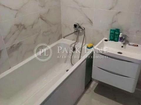 квартира за адресою Софії Русової вул., 7-А